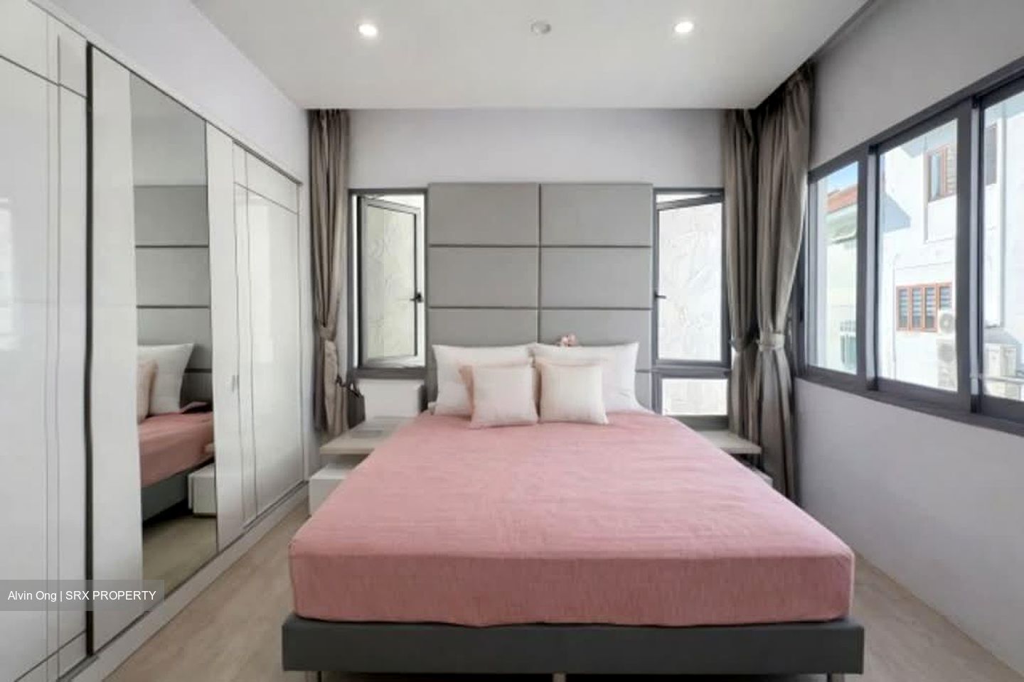 Sturdee Road (D8), Terrace #633060791